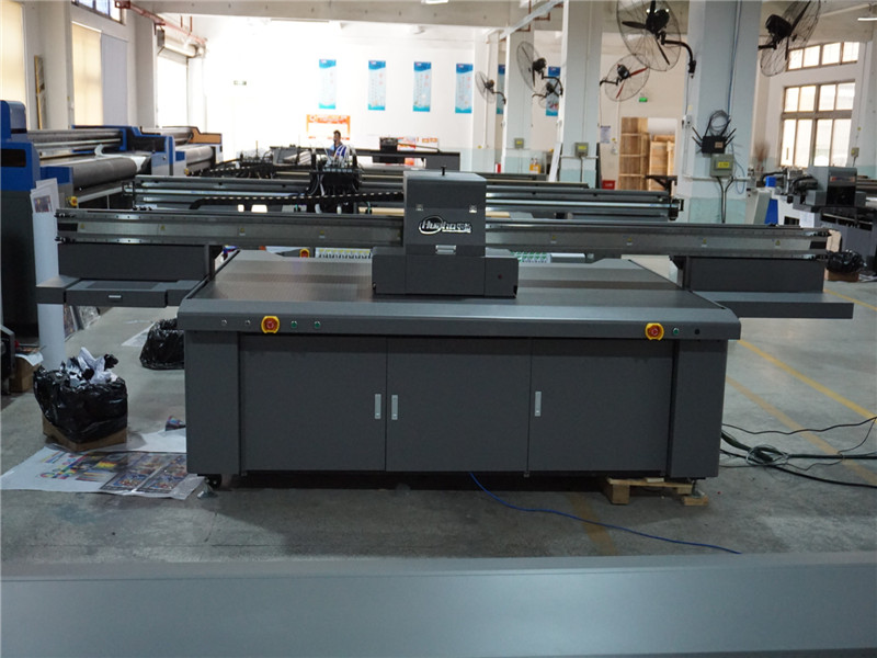 中衛uv打印機(圖1) 中衛uv打印機(圖1)